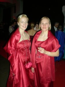Promootion miekanhiojaispäivällisellä (2010)